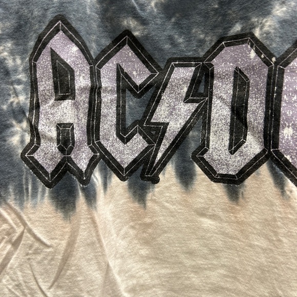 AC/DC Gray and White Graphic Tee - Picture 5 of 5